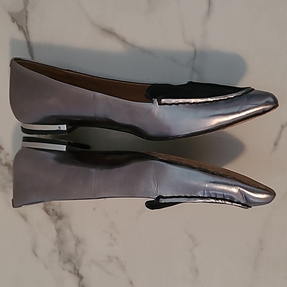 Coach Walsh Silver Metallic Mirror Leather Black Suede Pointed Toe Flats Shoes 6 - Picture 10 of 14